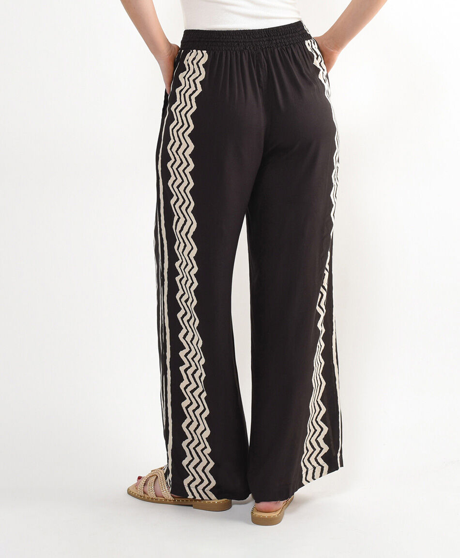 Pantal&oacute;n mujer dise&ntilde;o chevron