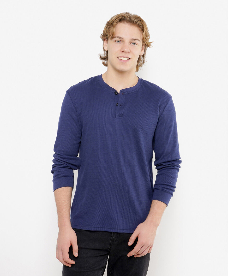 Remera hombre texturizada botones