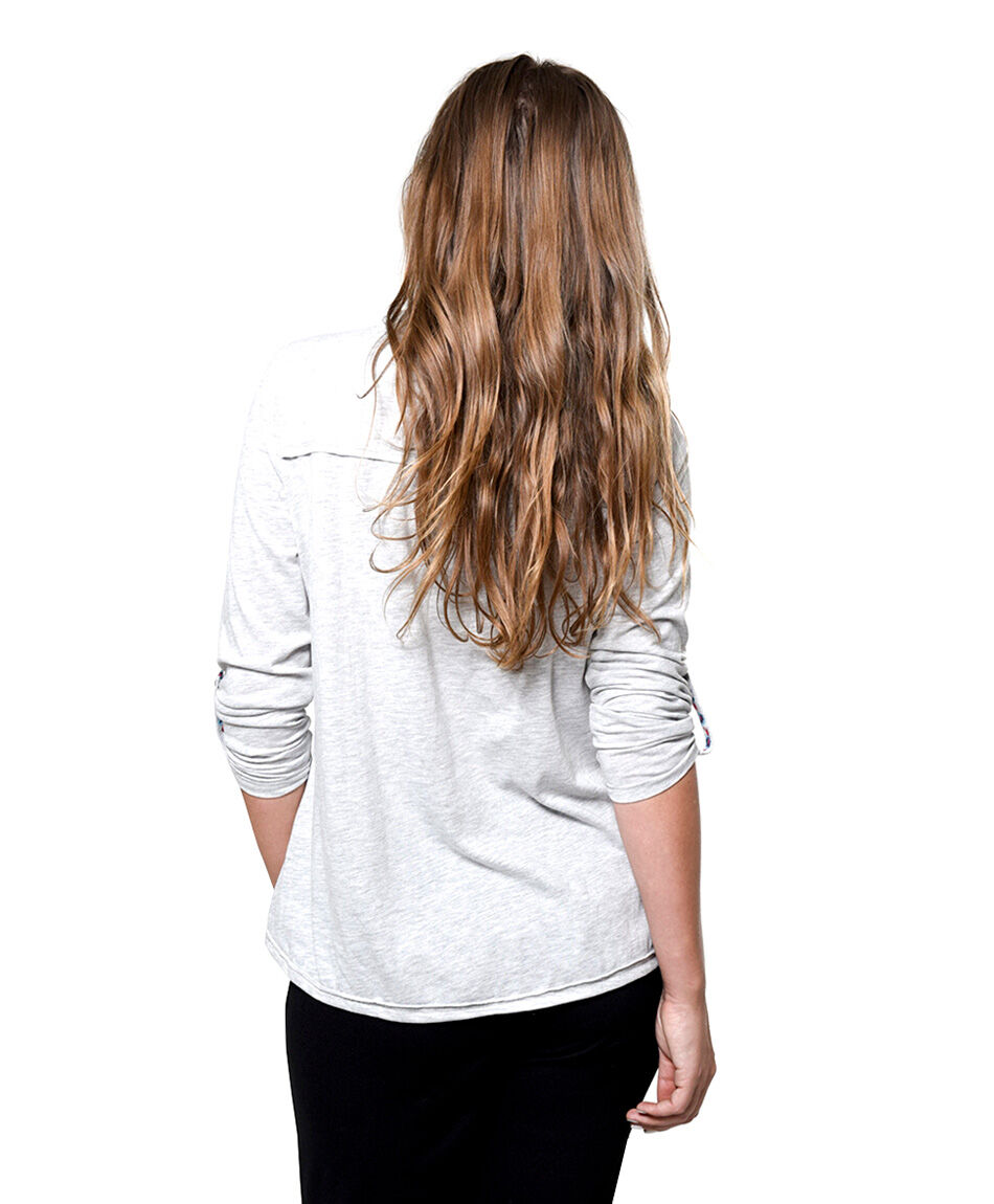 Polera bordados