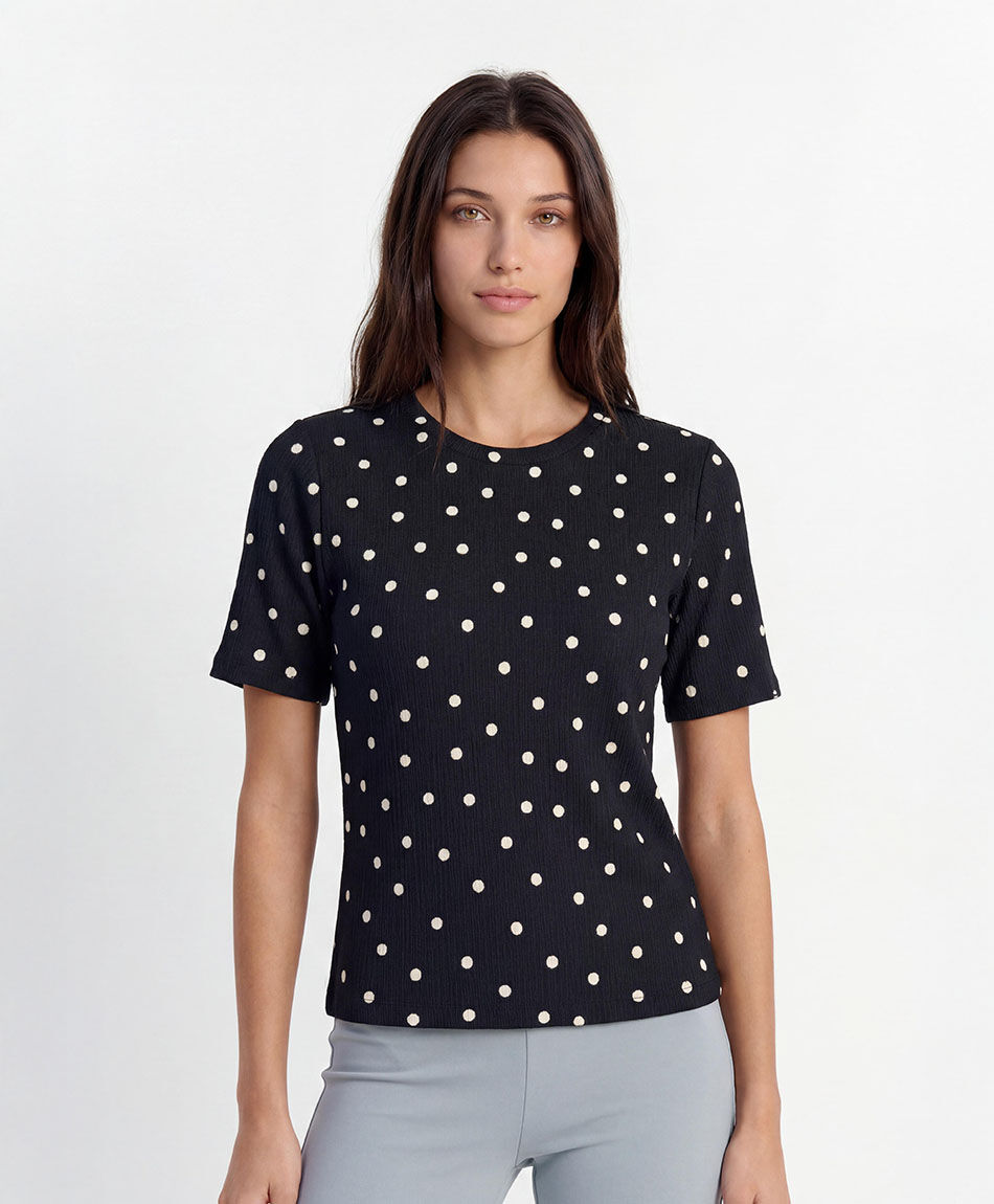 Remera mujer lunares elasticada
