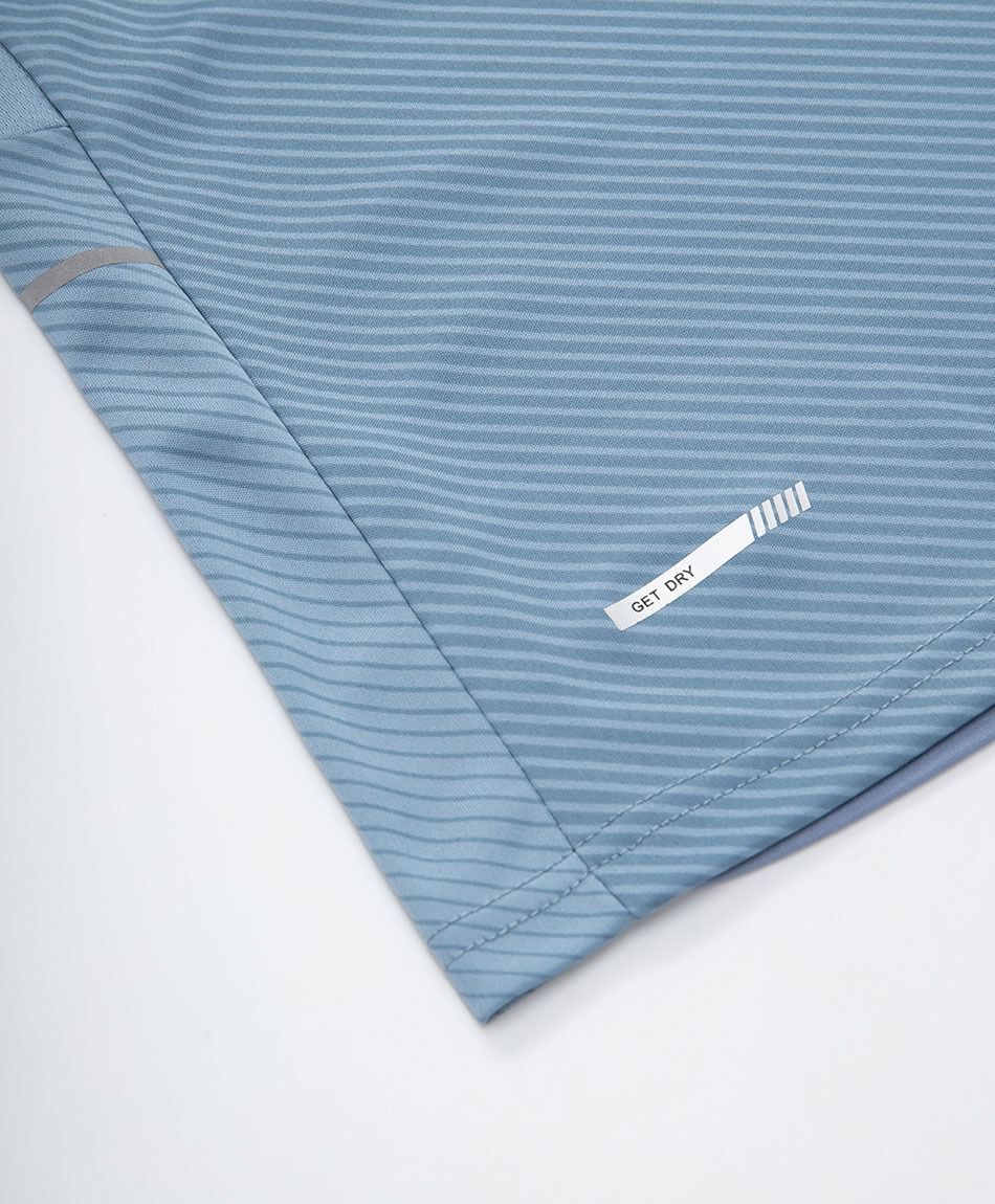 Remera deportiva hombre mini l&iacute;neas