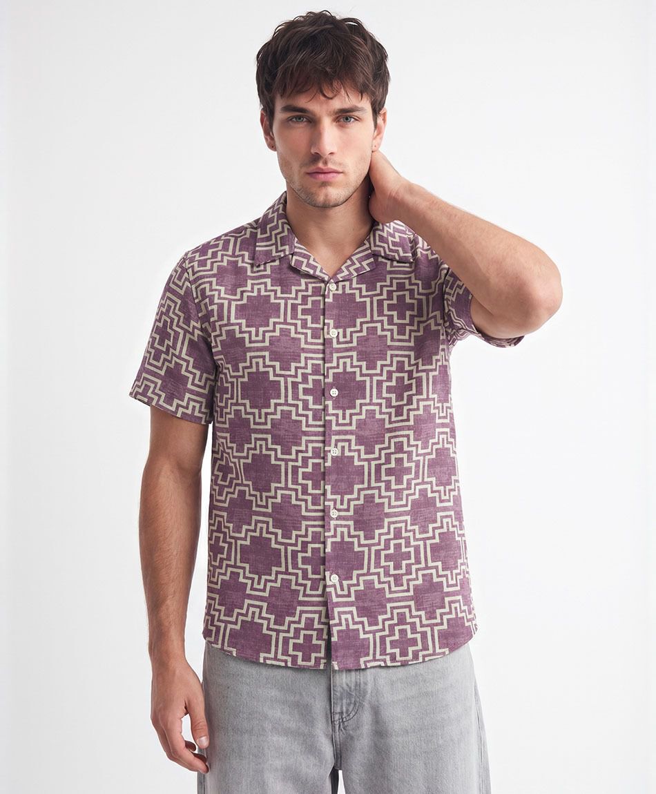 Camisa hombre patr&oacute;n geom&eacute;trico