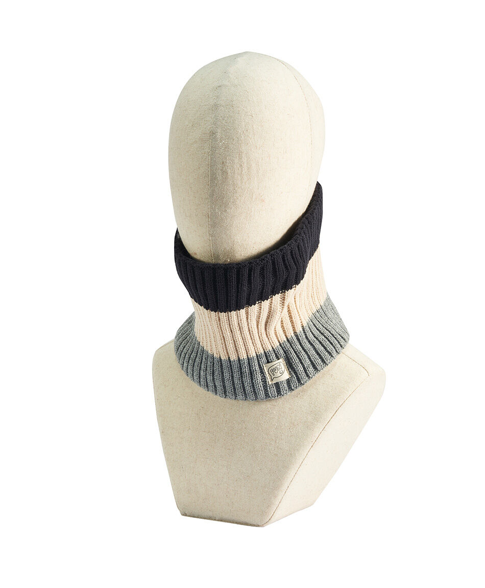 Cuello infantil l&iacute;neas