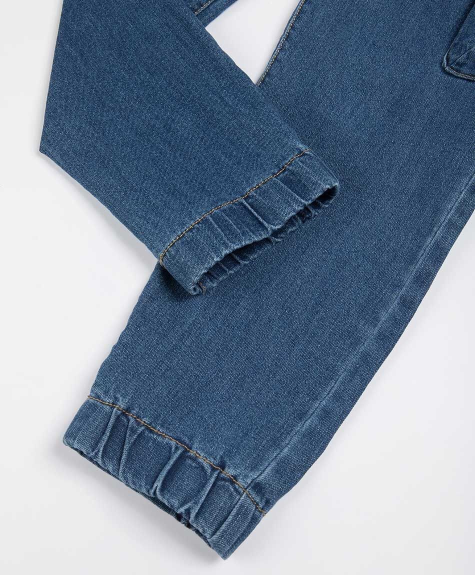 Jeans ni&ntilde;o cargo pretina