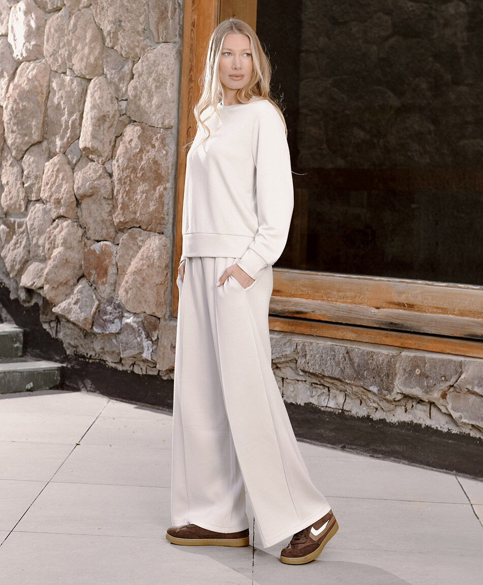 Pantal&oacute;n mujer liso costuras