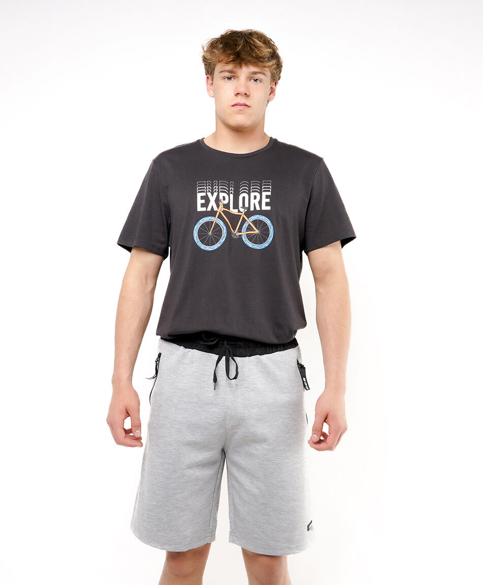 Bermuda hombre skater