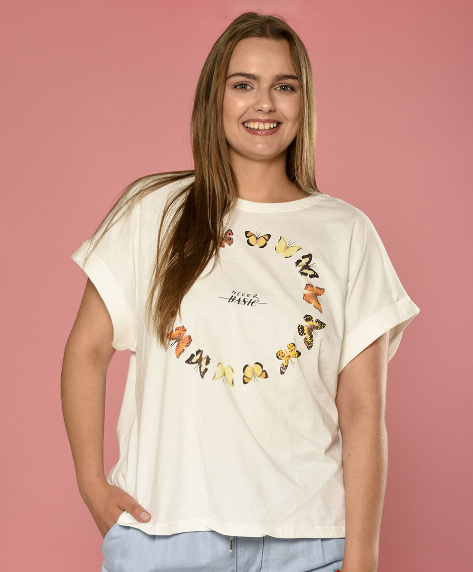 Polera mariposas