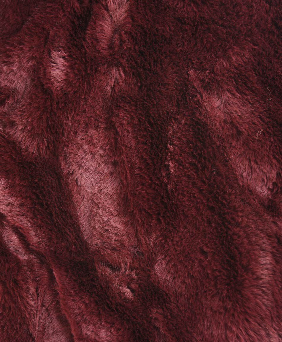 Cuello mujer pelitos rojo