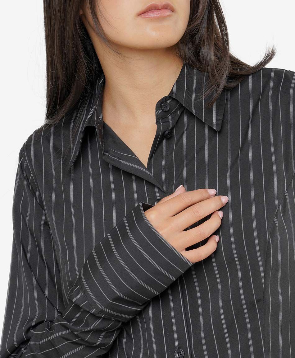 Camisa mujer l&iacute;neas black