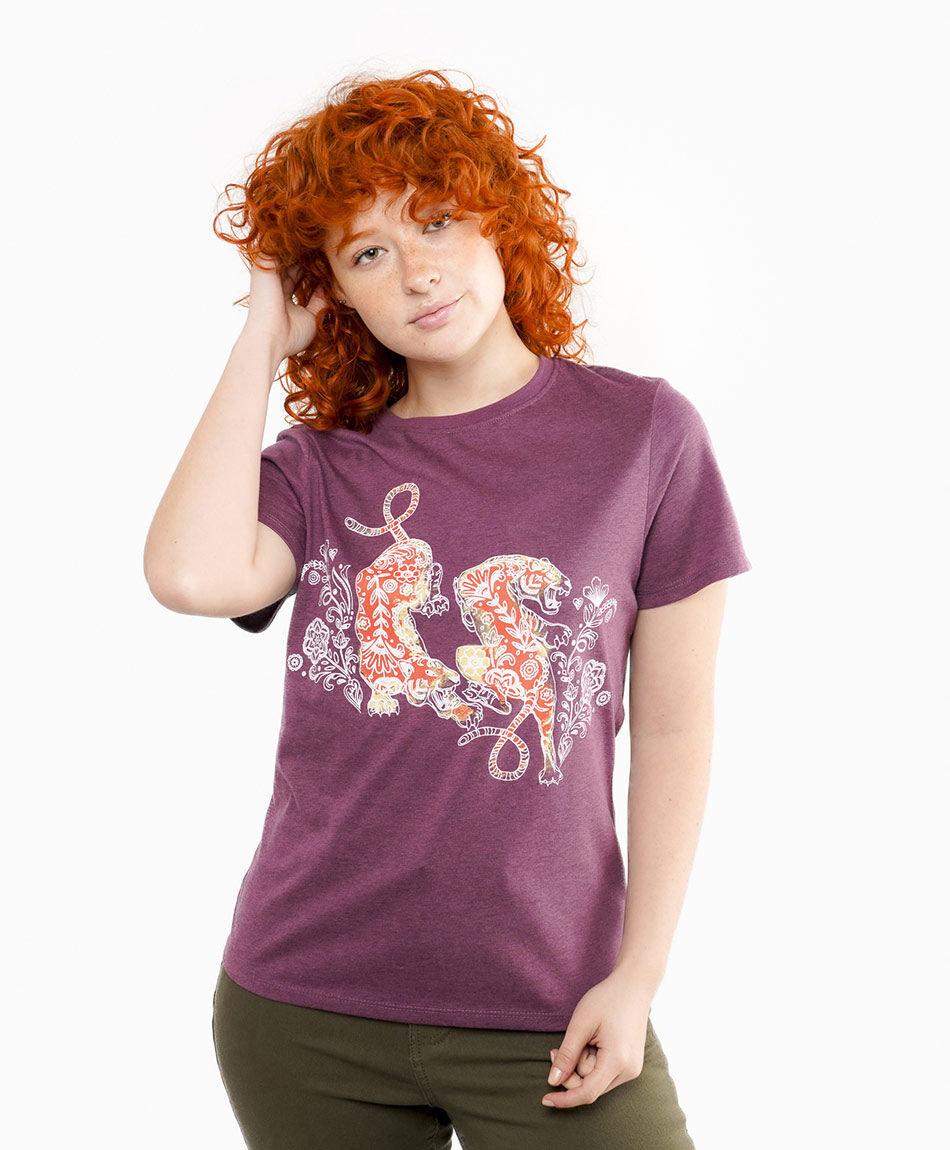 Remera mujer estampado tribal de tigres