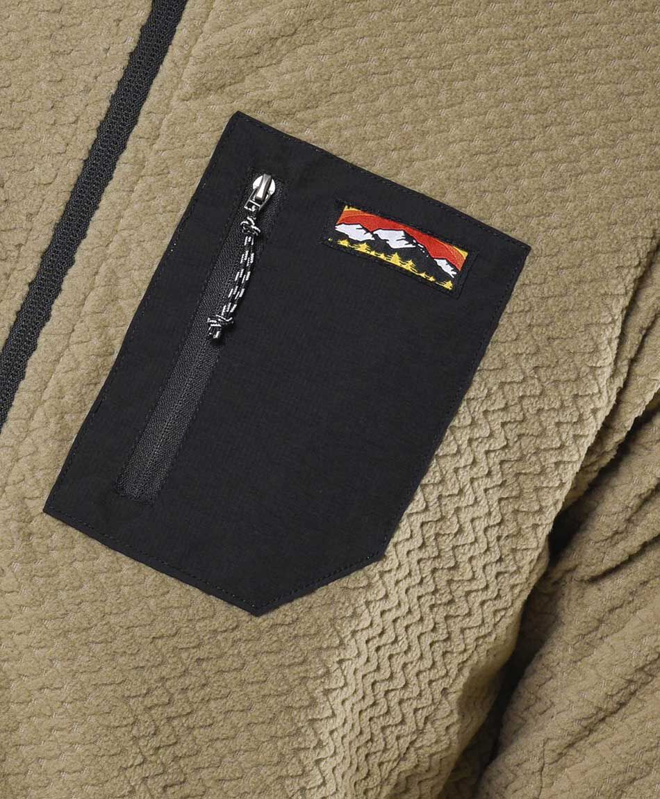 Buzo hombre outdoor textura