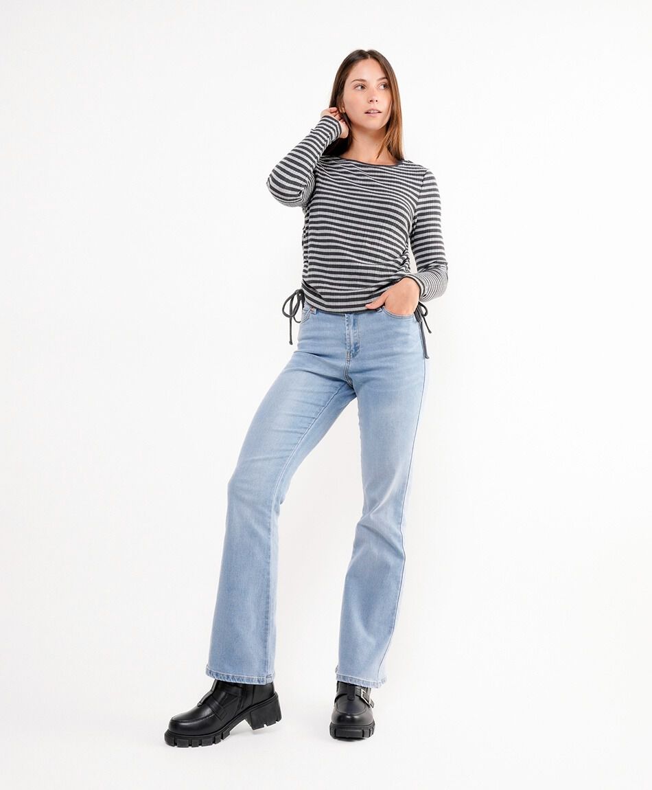 Jeans mujer flare tiro alto