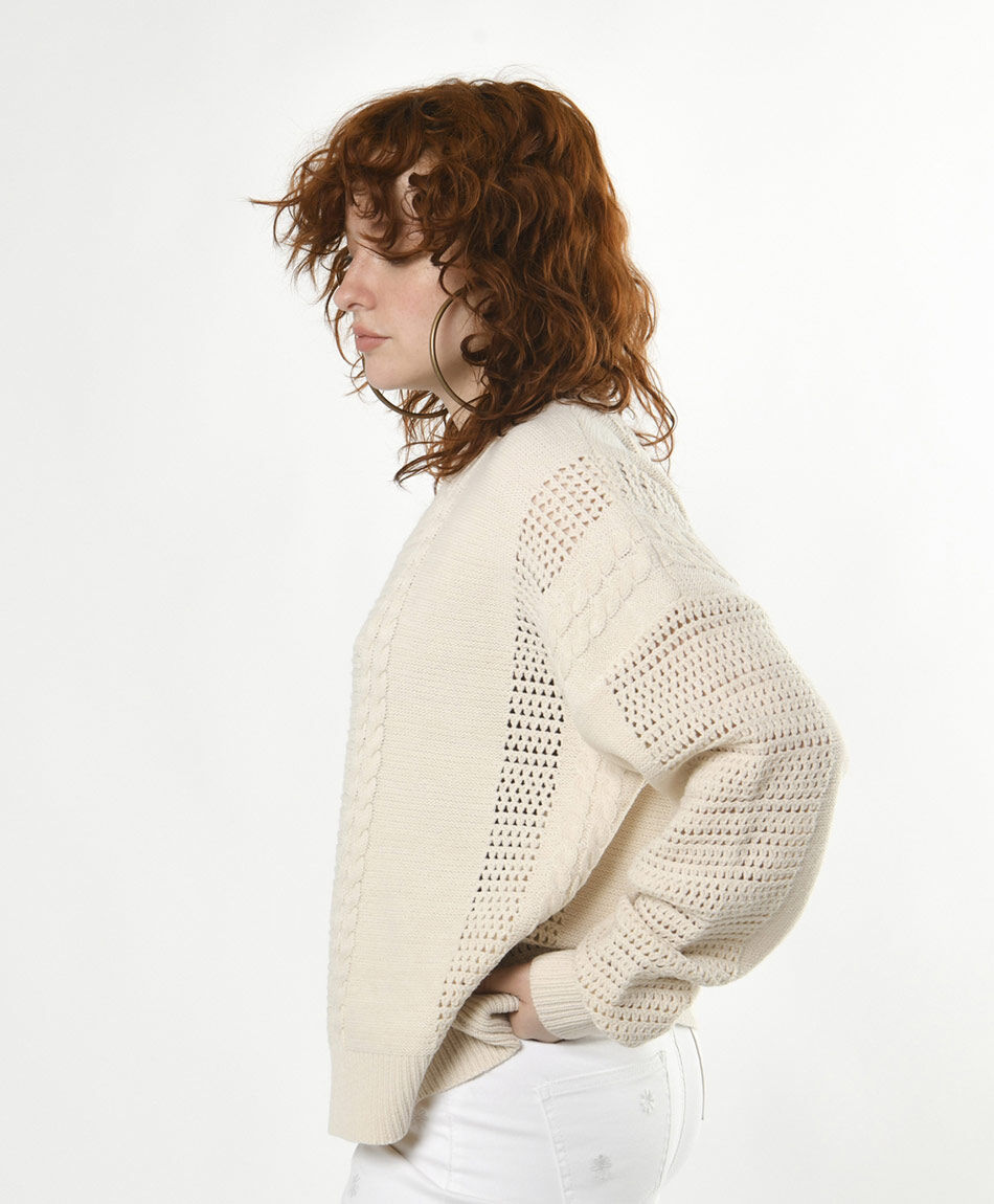 Sweater mujer detalles calados