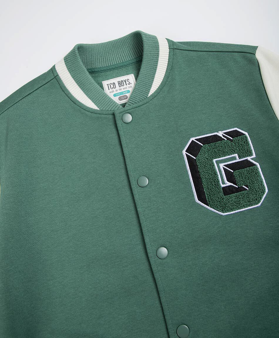 Campera ni&ntilde;o estilo universitario