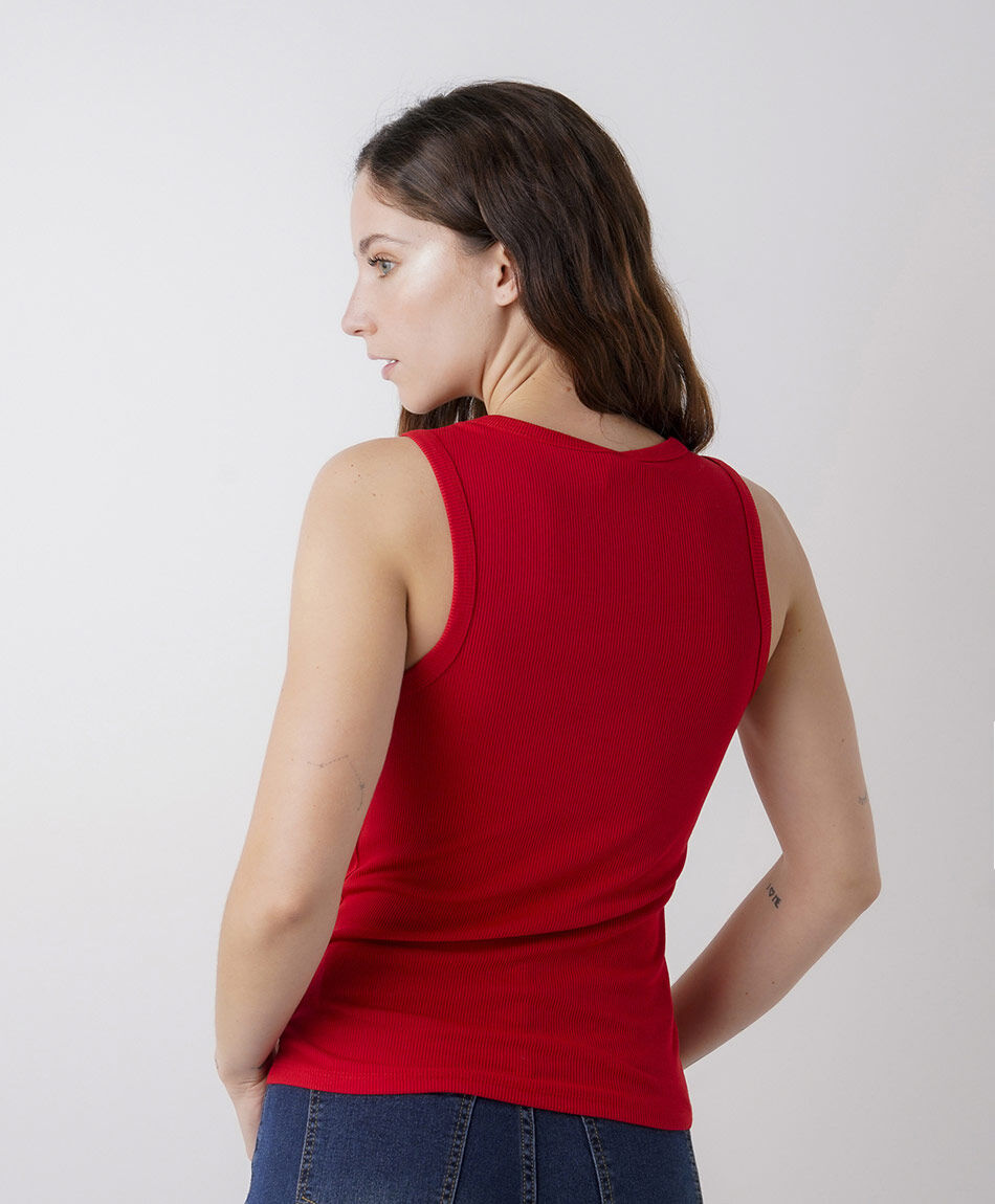 Remera mujer canal&eacute; escote roja