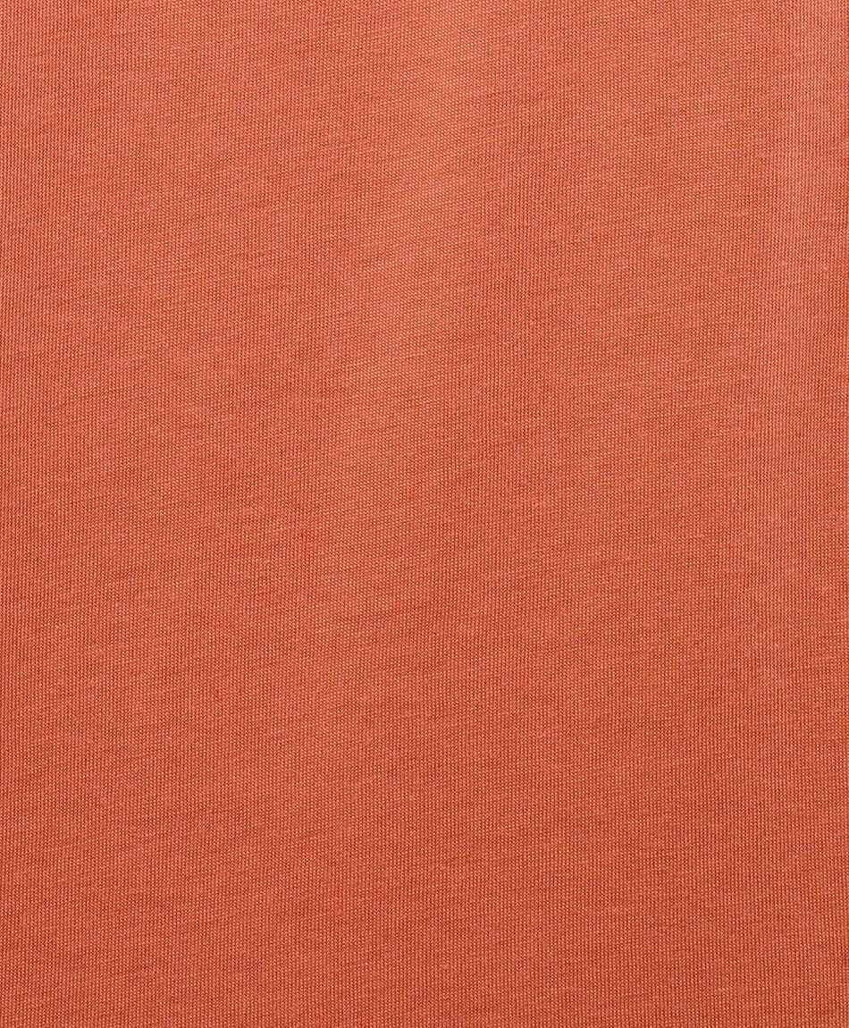 Remera hombre estampado doble free your mind