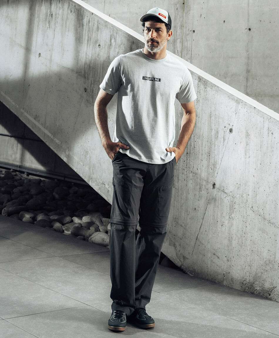 Pantal&oacute;n hombre bermuda outdoor gris