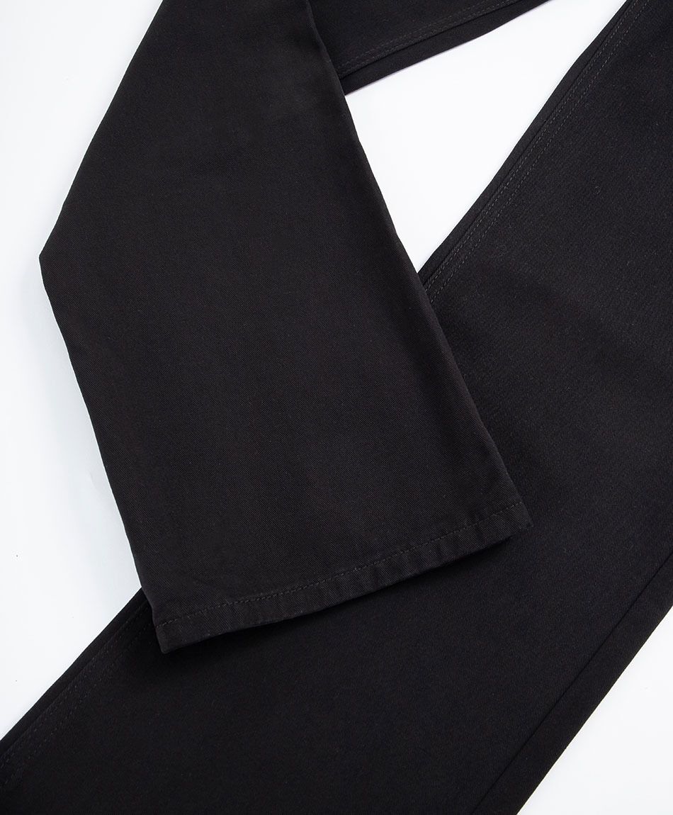 Pantal&oacute;n hombre liso negro