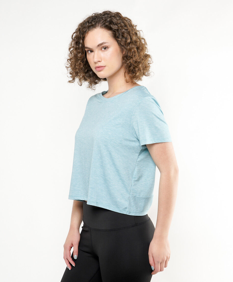 Remera deportiva mujer espalda abierta