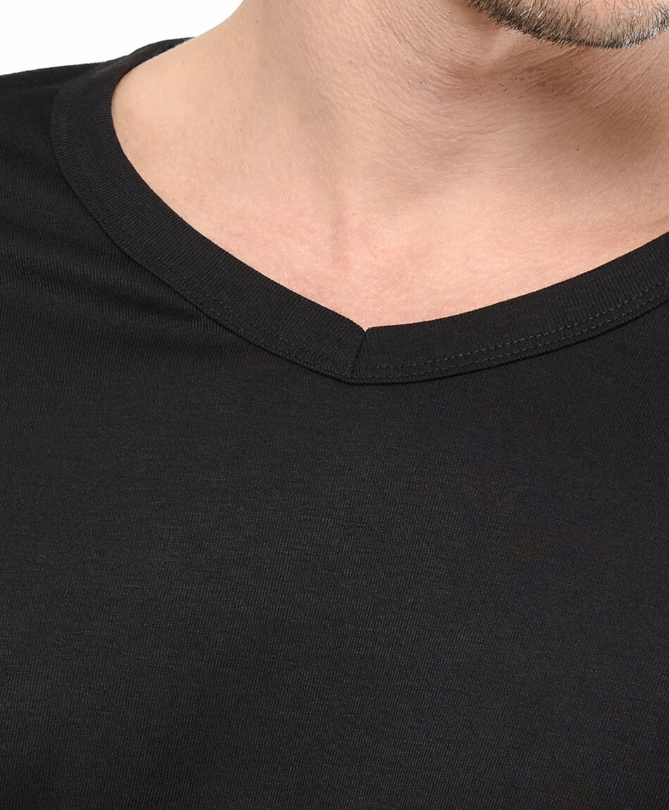 Camiseta hombre negra