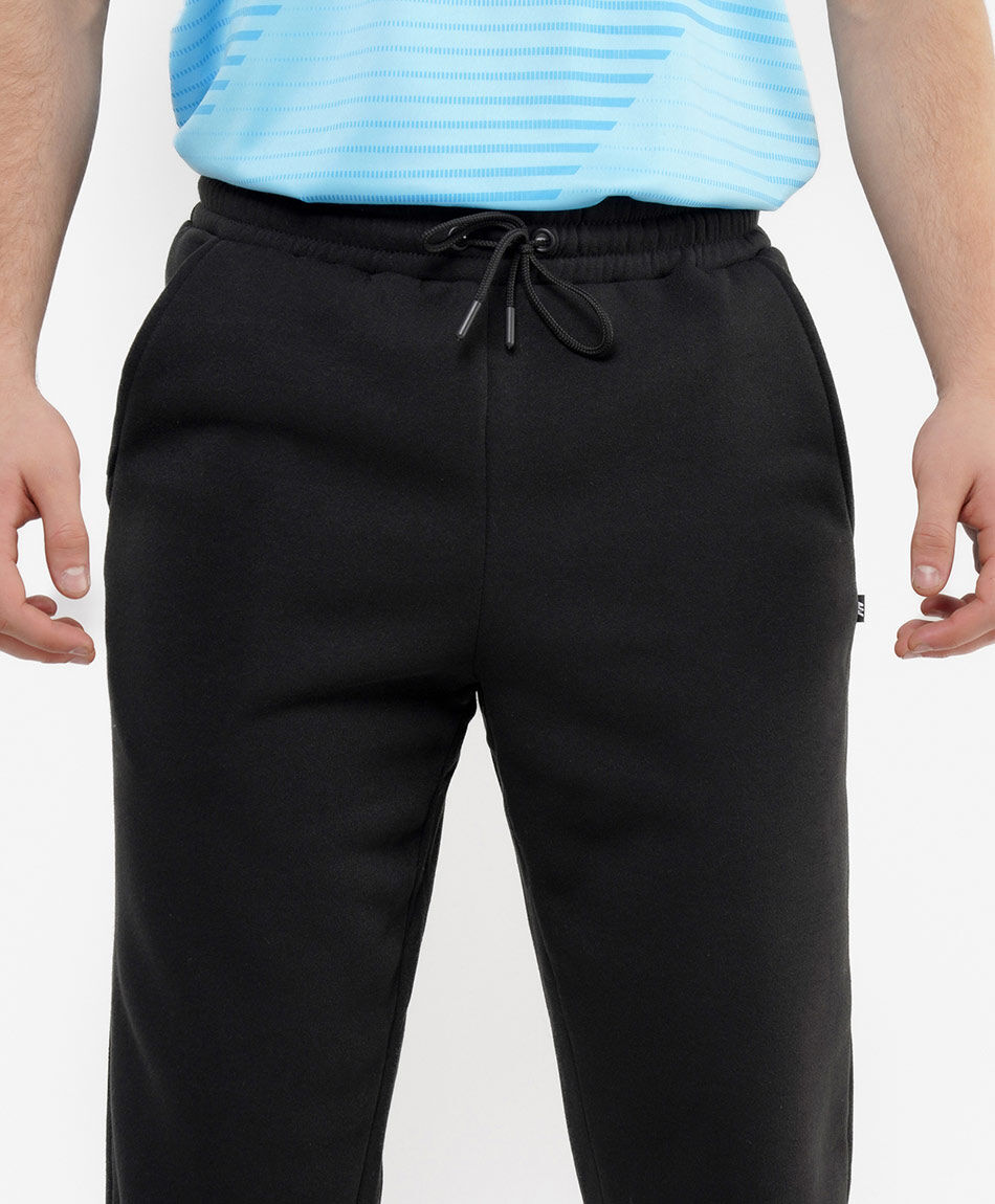 Pantal&oacute;n deportivo hombre cl&aacute;sico black