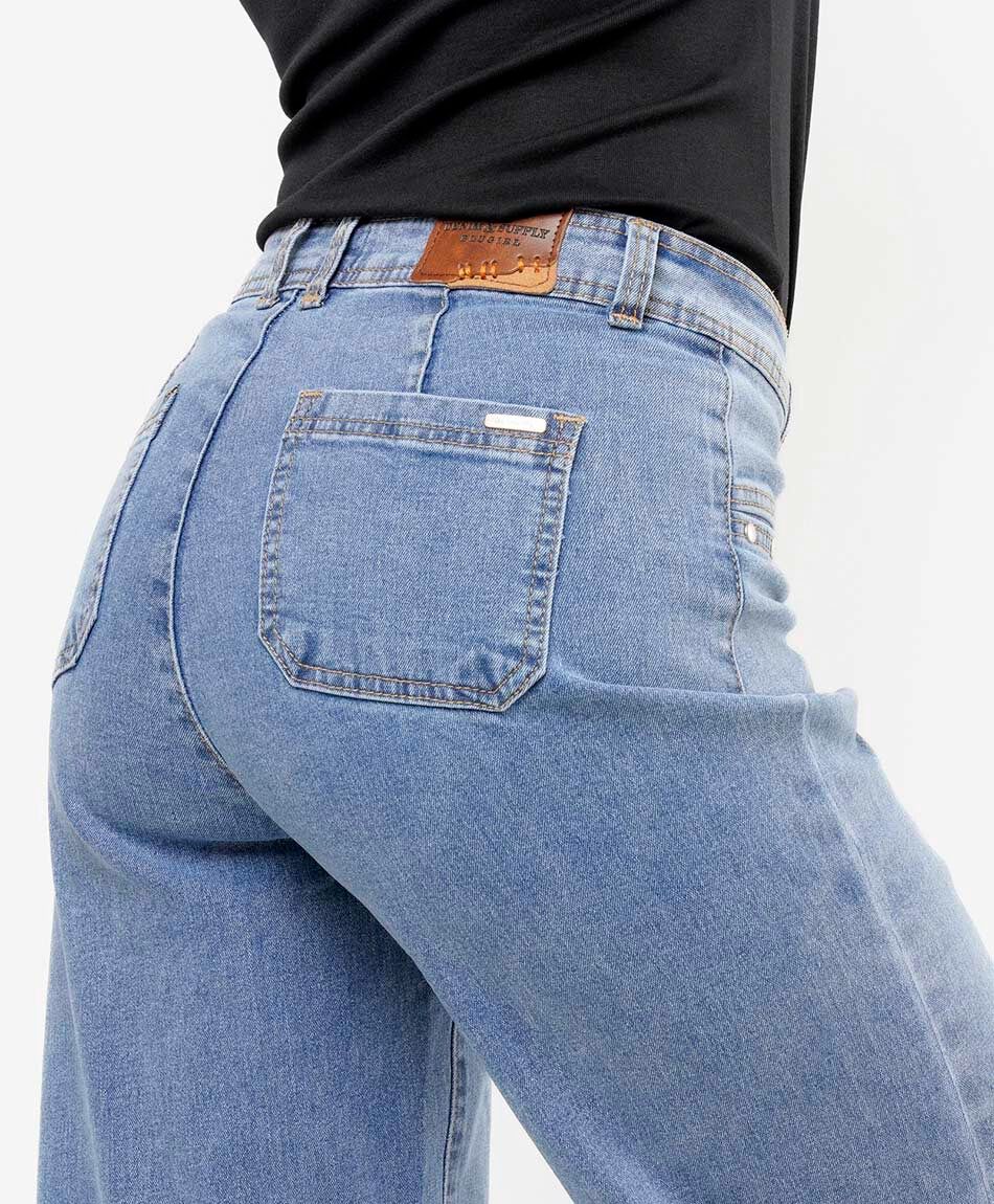 Jeans mujer wide leg bolsillo parche