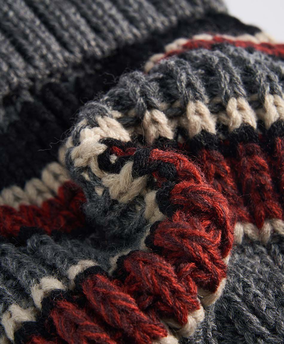 Gorra hombre estilo monta&ntilde;a lineas