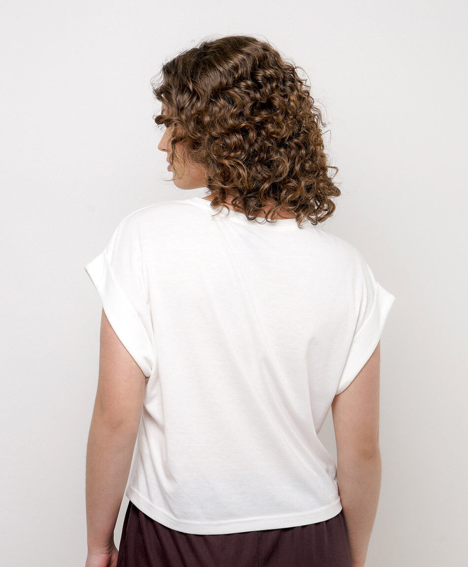 Remera mujer cuadrada blanca