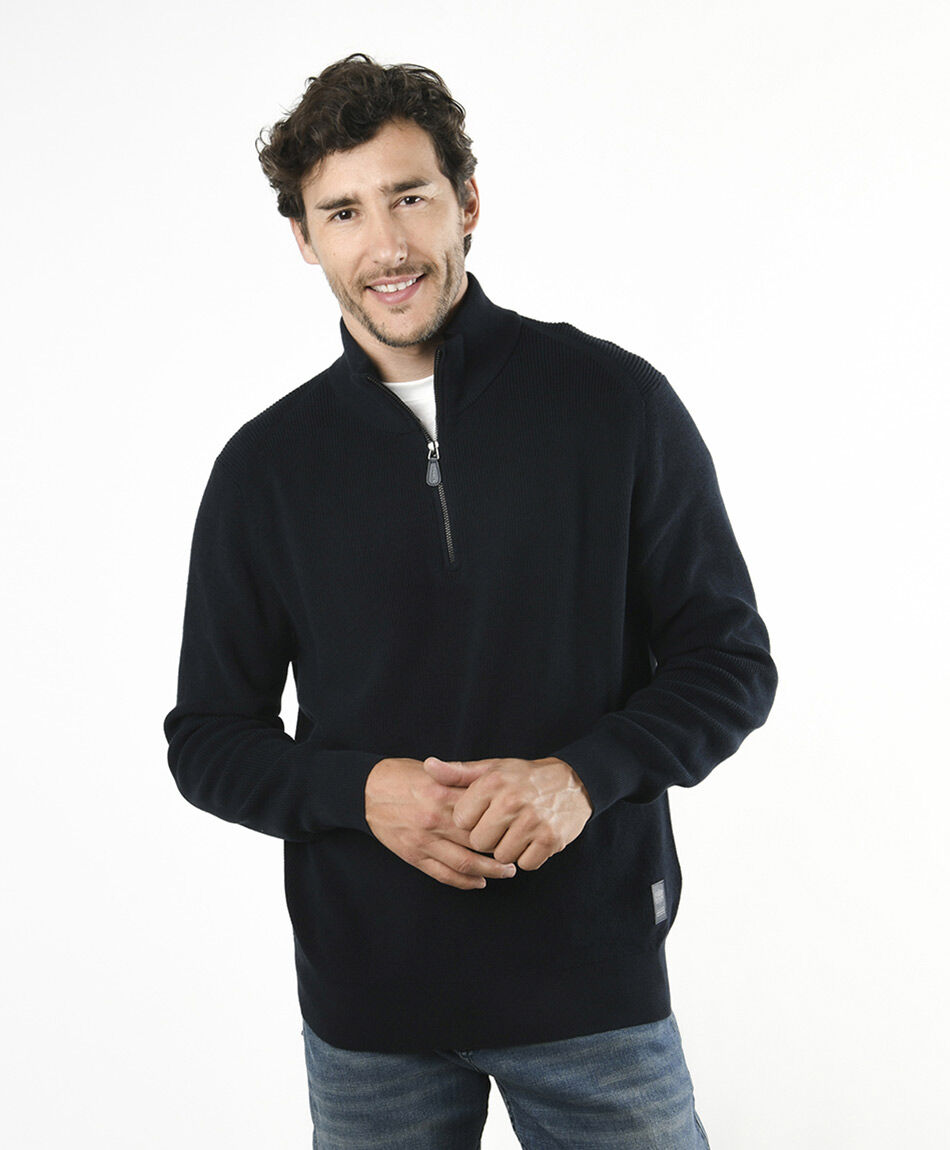 Sweater hombre cuello medio liso