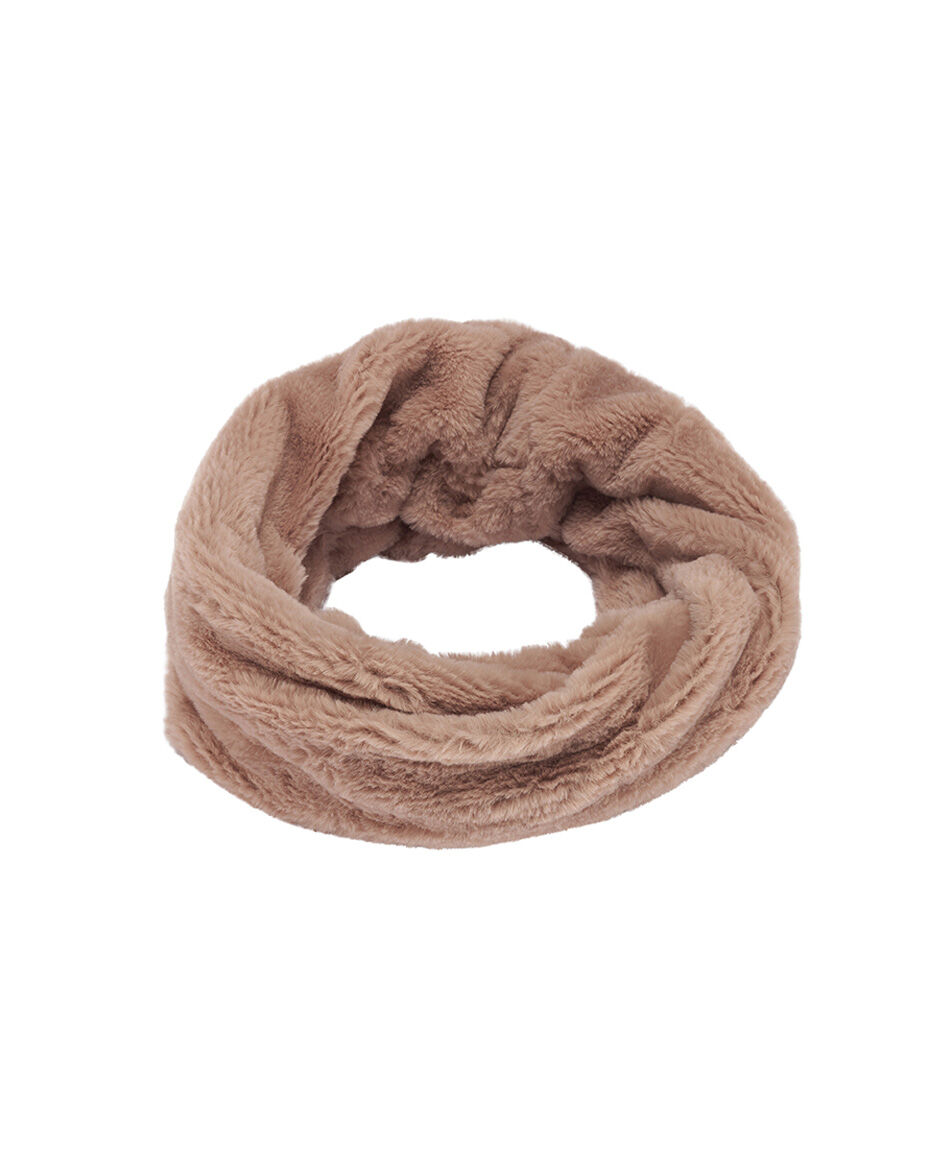 Cuello mujer pelitos