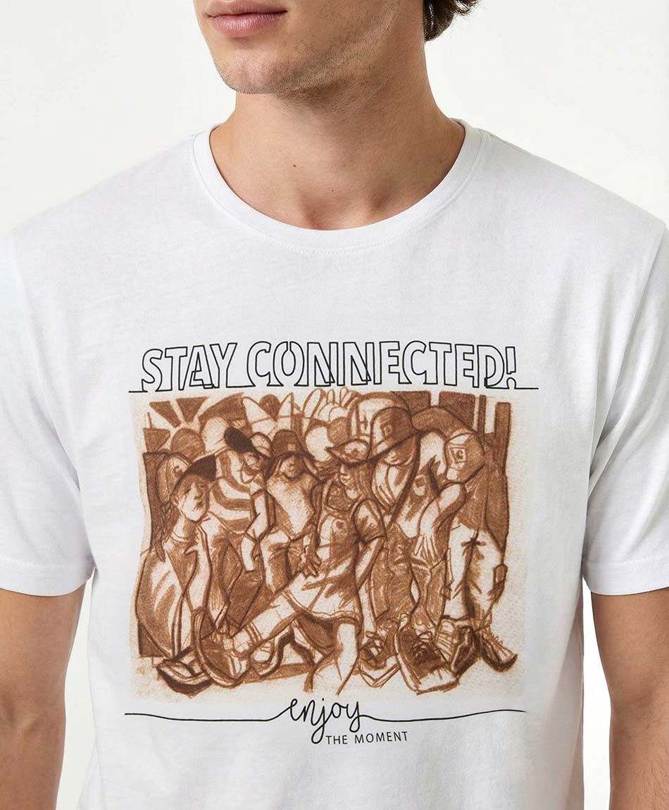 Remera hombre stay connected