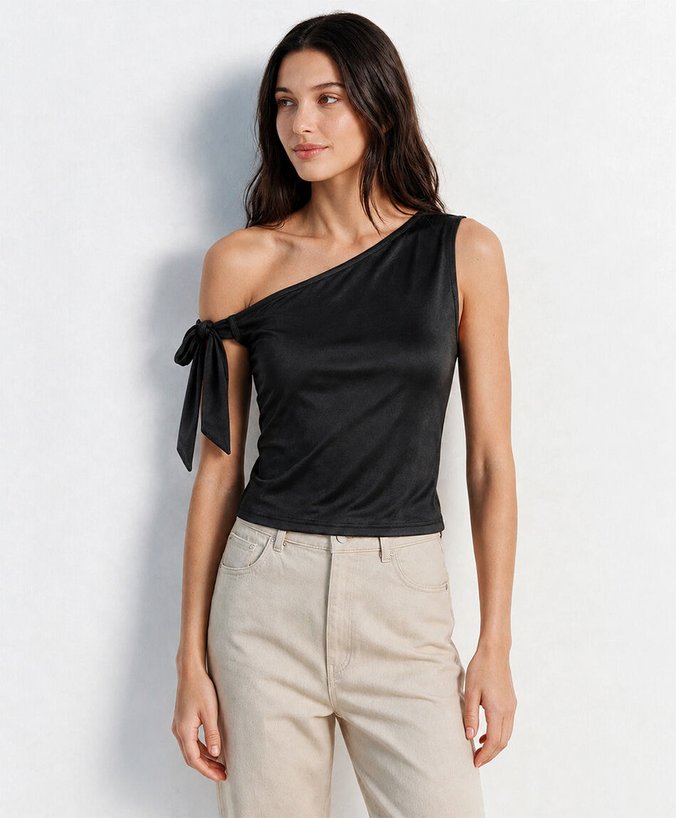Remera mujer asimetrica lazo negra