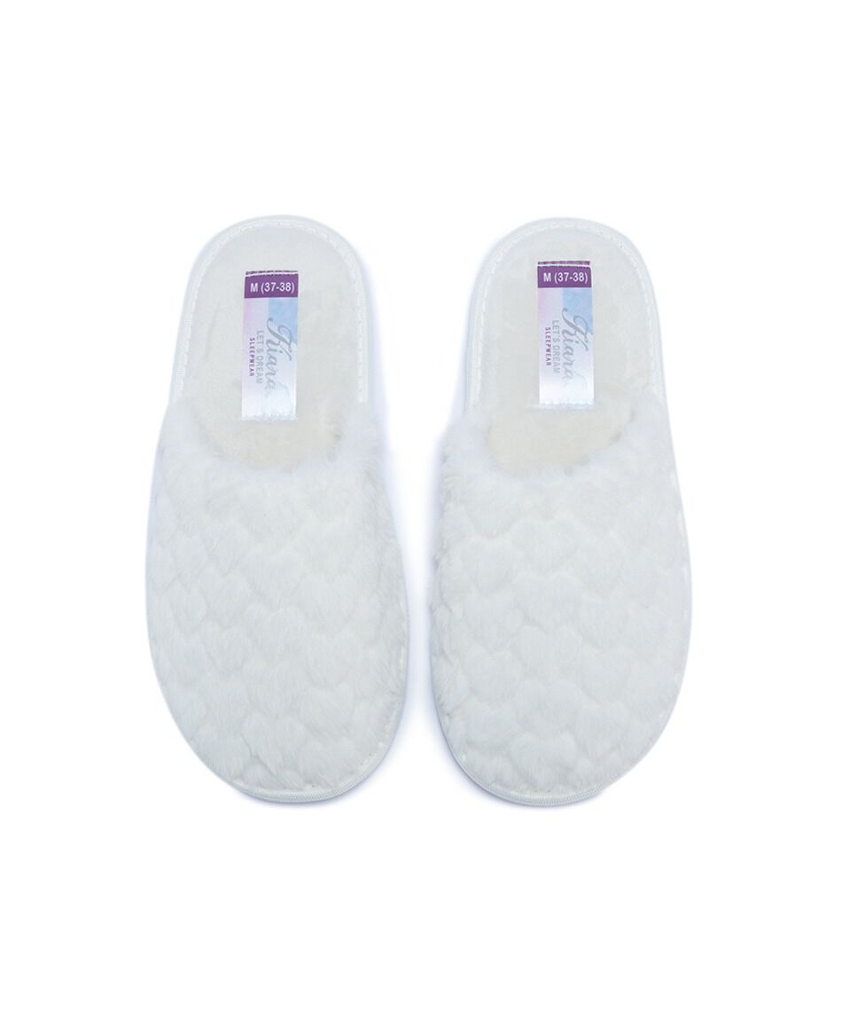 Pantuflas mujer dise&ntilde;o corazones