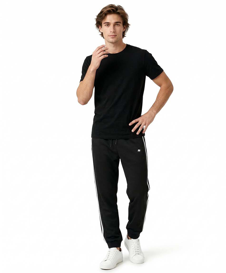 Pantal&oacute;n deportivo hombre negro l&iacute;nea doble