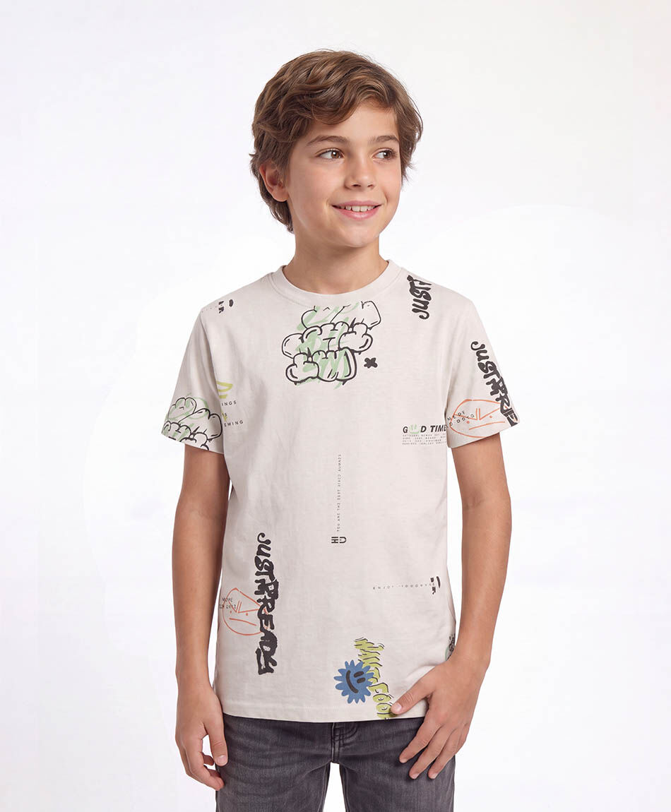 Remera nino mix graffiti