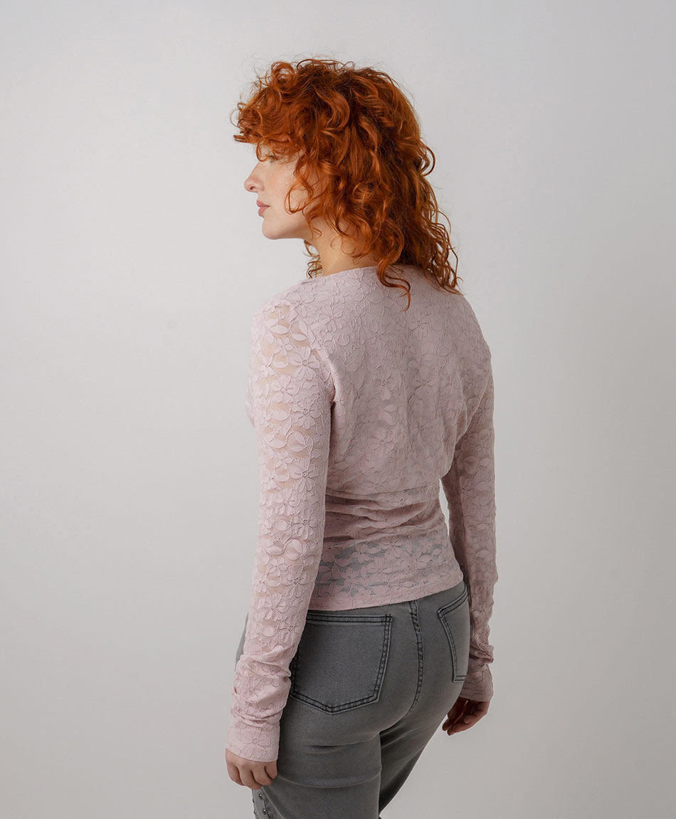 Remera mujer encajes
