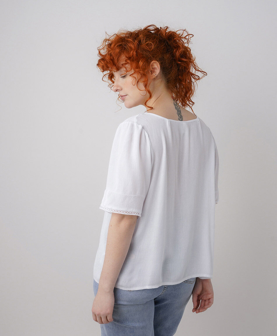 Camisa mujer rom&aacute;ntica botones