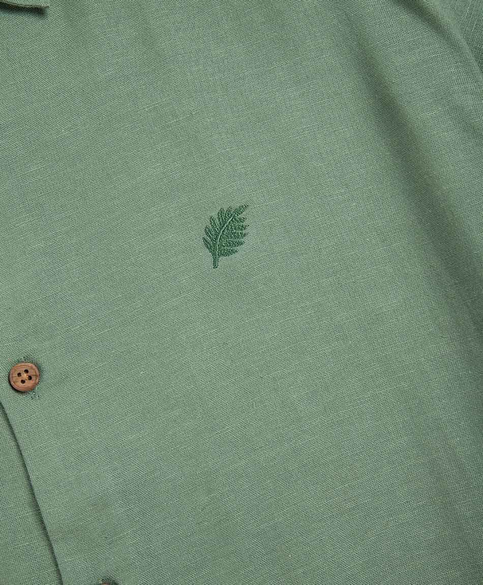Camisa hombre lino bordado