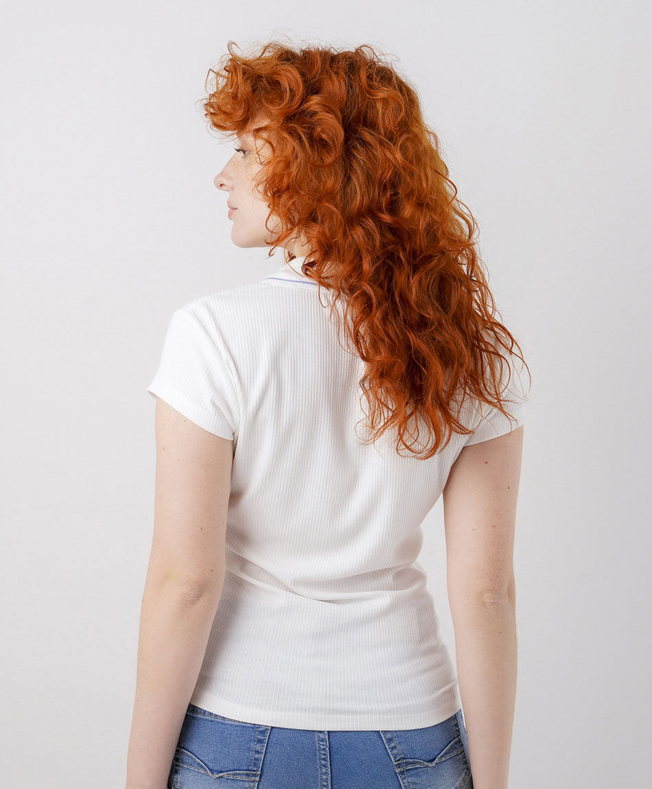 Remera mujer cuello polo l&iacute;nea azul