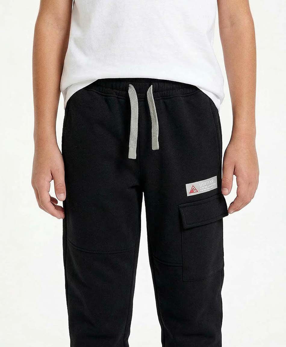 Pantal&oacute;n de buzo ni&ntilde;o linea black