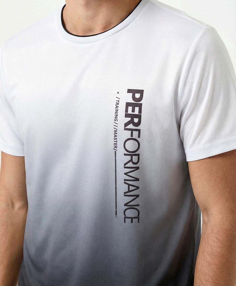 Remera deportiva hombre degrad&eacute;