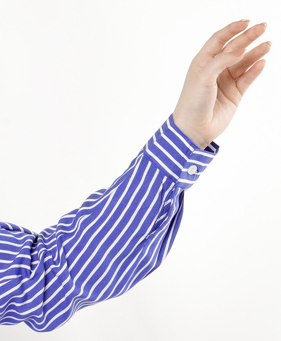 Camisa mujer l&iacute;neas azul