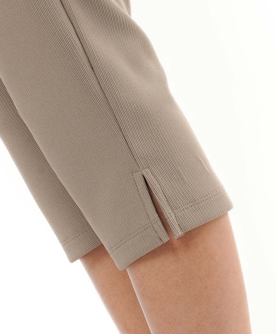 Pantalon mujer capri  dise&ntilde;o b&aacute;sico