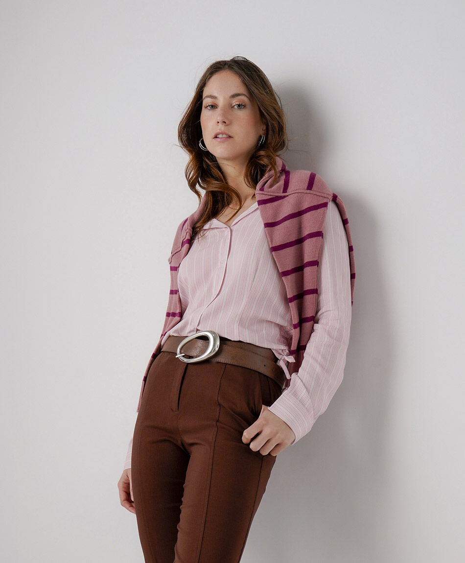 Camisa mujer l&iacute;neas recogida