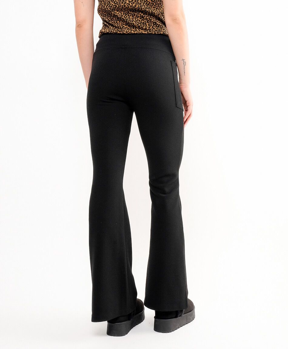 Pantal&oacute;n mujer flare black