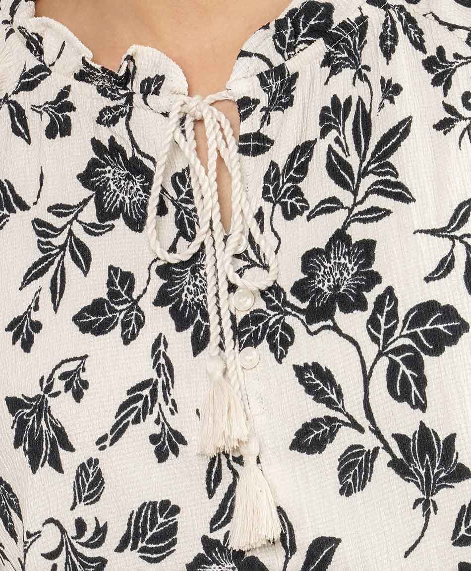 Remera mujer look jard&iacute;n