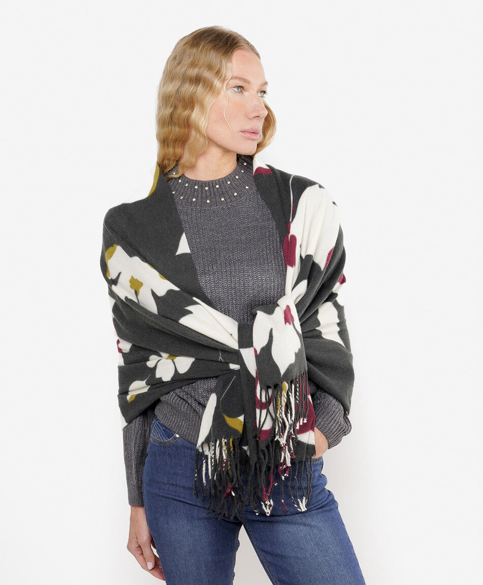 Ruana mujer look floreado