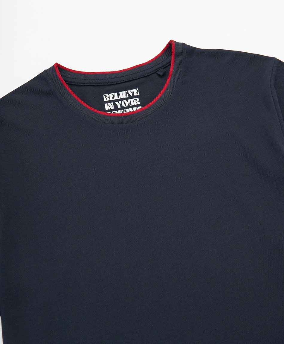 Remera hombre contraste