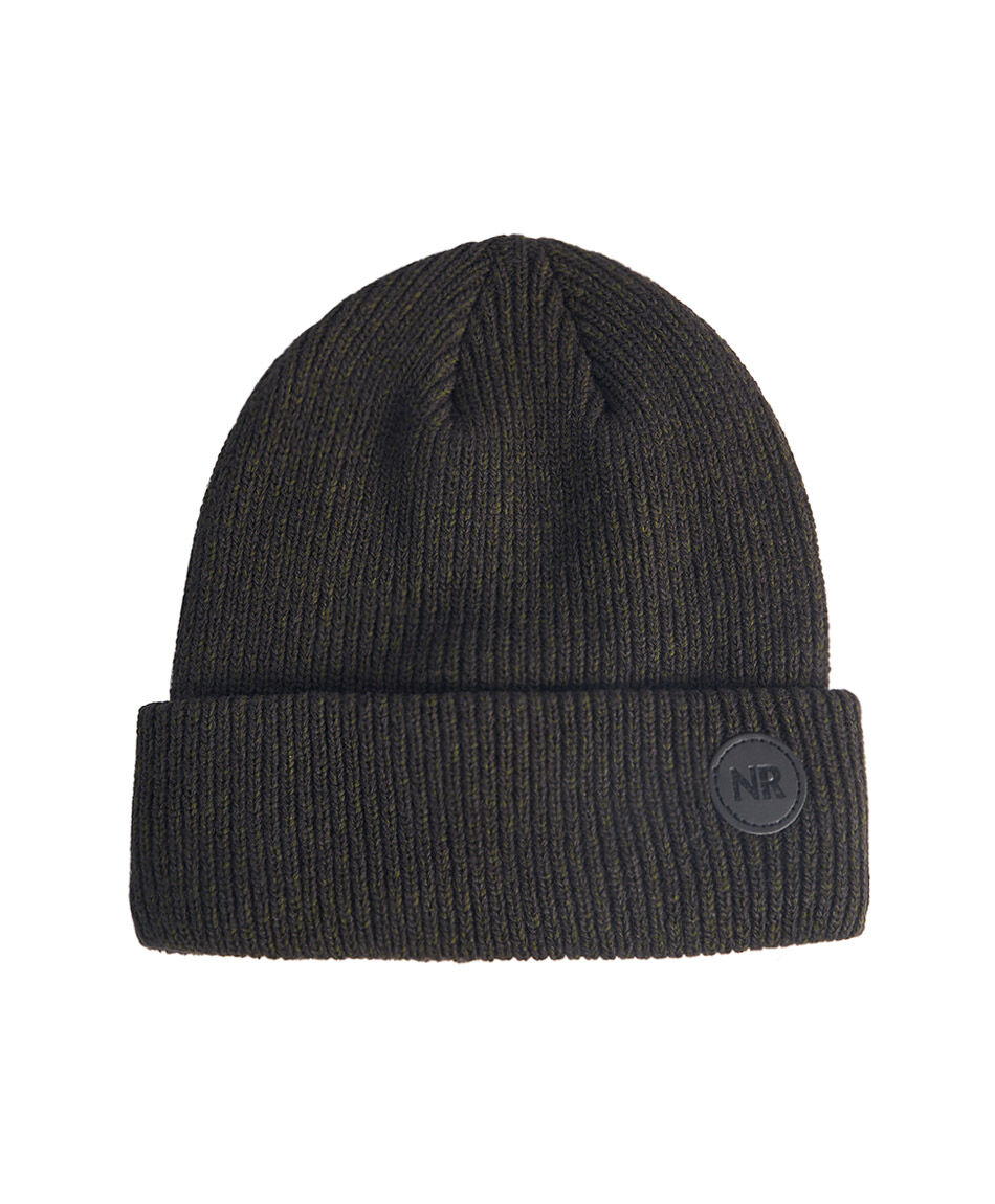 Gorra hombre look versatil