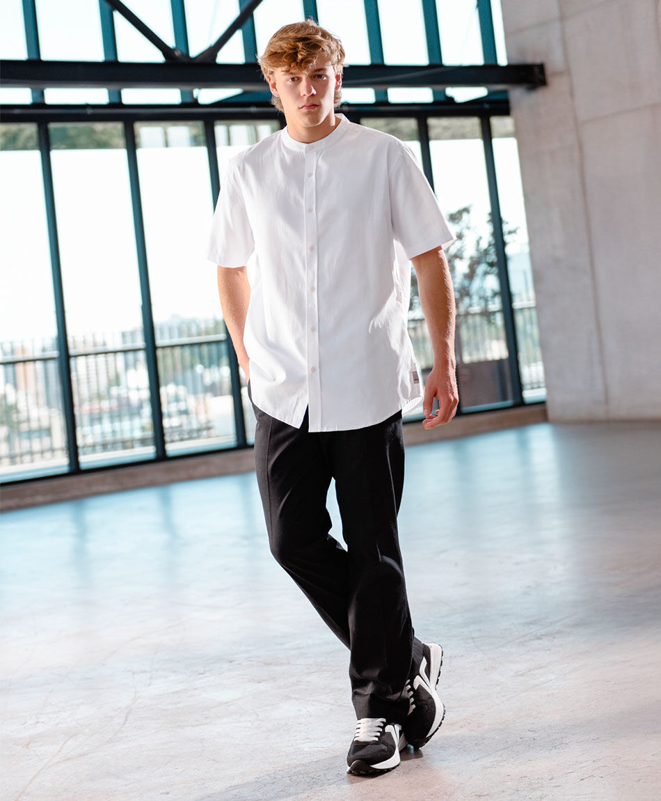 Pantal&oacute;n hombre cl&aacute;sico negro